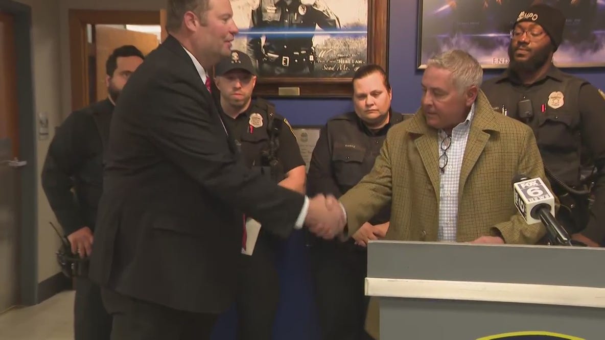 Milwaukee police fundraiser; $10K raised to honor fallen officer